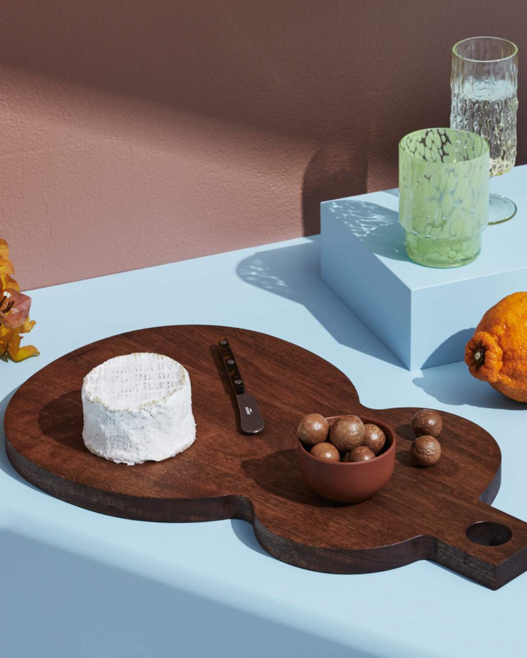Vessel Serving Board